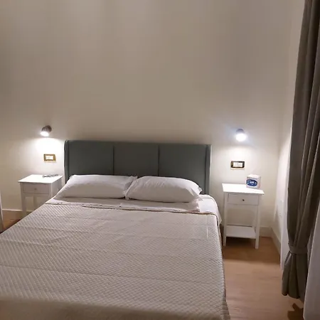 Couette-café Dimora Dei Nobili 3*